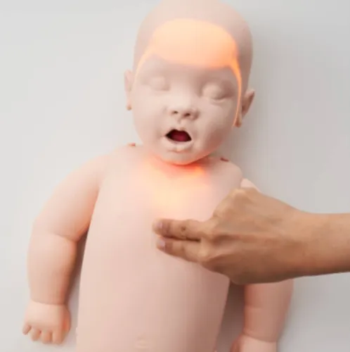 Brayden Baby Reanimatiepop met LED verlichting